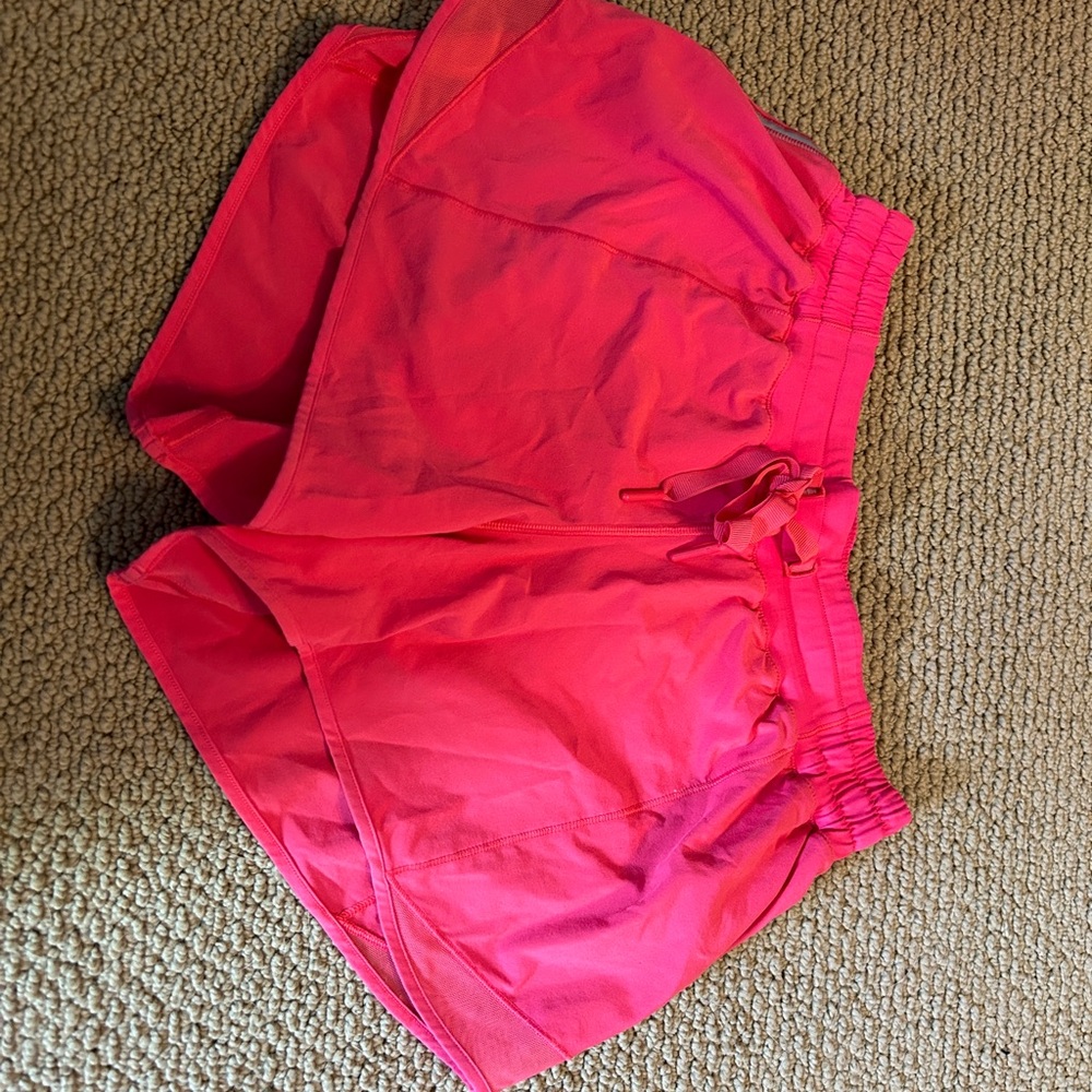 Lululemon hotty hot 6 tall pink shorts